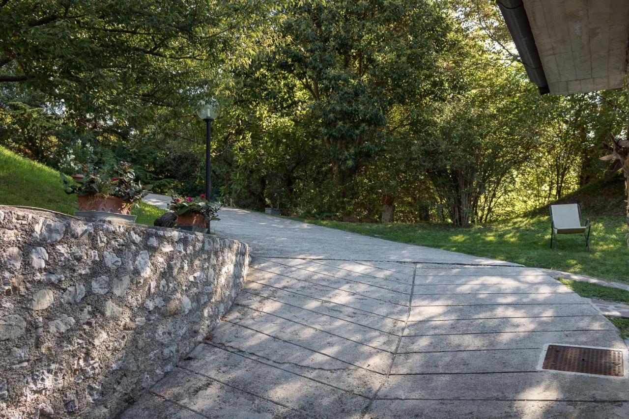 Malga Mary Villa Тиняле Екстериор снимка