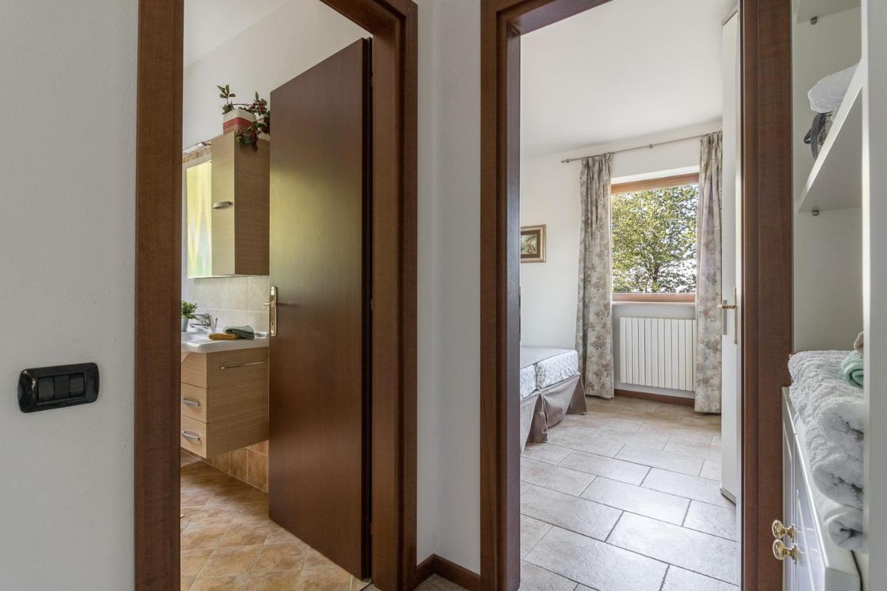 Malga Mary Villa Тиняле Екстериор снимка