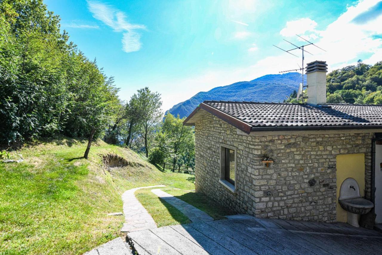 Malga Mary Villa Тиняле Екстериор снимка